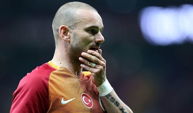 Sneijder'e 2 talip birden!