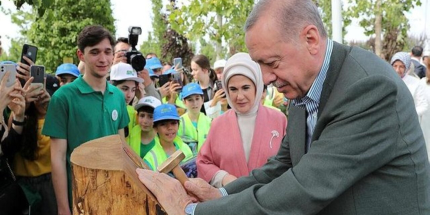 Emine Erdoğan: Fatih Sultan Mehmet Han'ın kadim mirasına yakışır bir eser