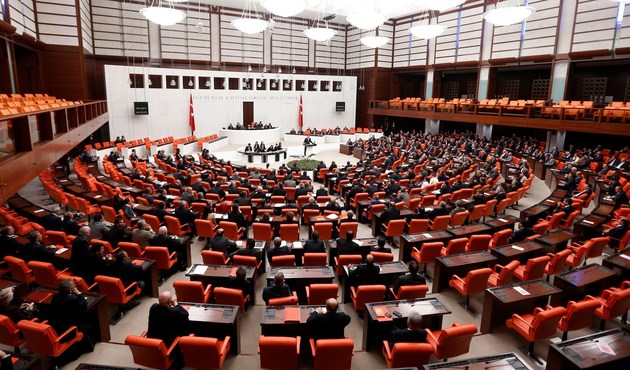 TBMM'de kabul edildi...Türk askeri için Katar kararı...