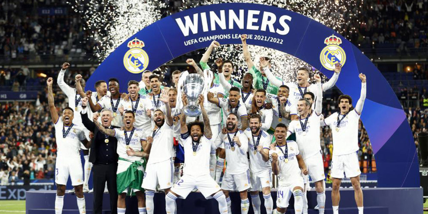 UEFA Şampiyonlar Ligi'nin resmi sosyal medya hesabından sezonun en iyi 11'i duyuruldu