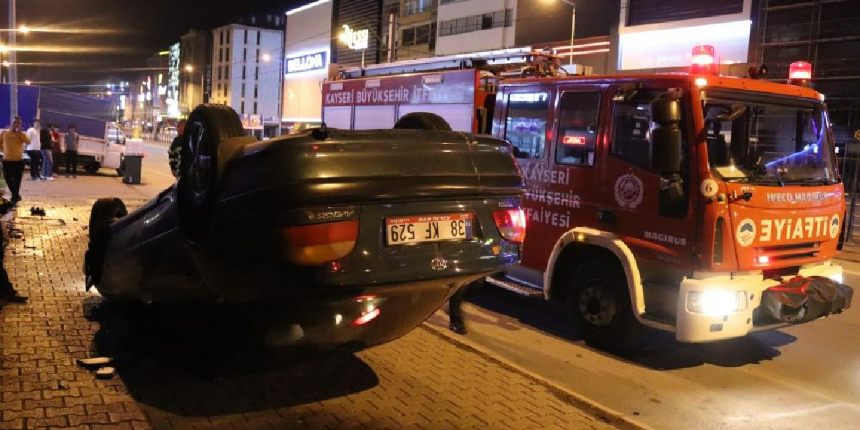 Kontrolden çıkan otomobil takla attı!