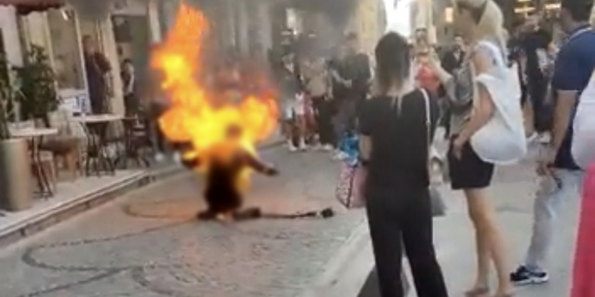 Galata Kulesi'nin önünde bir kişi kendini yaktı!