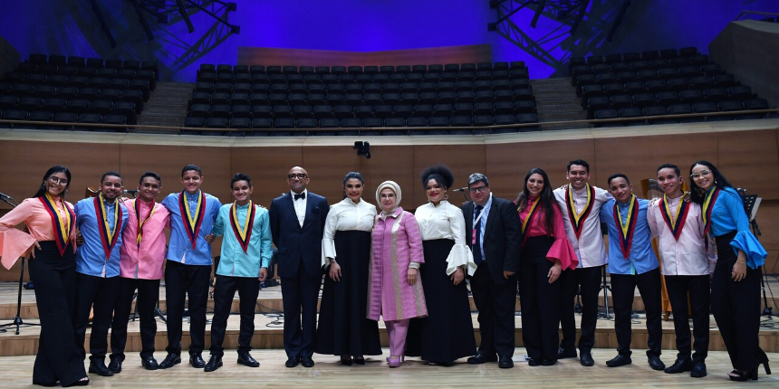 Emine Erdoğan Başkent Kültür Yolu Festivaline katıldı: Müziğin iyileştirici ruhunun en güzel örneği