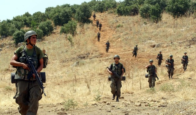 Tunceli'de patlama: 2 asker yaralı...