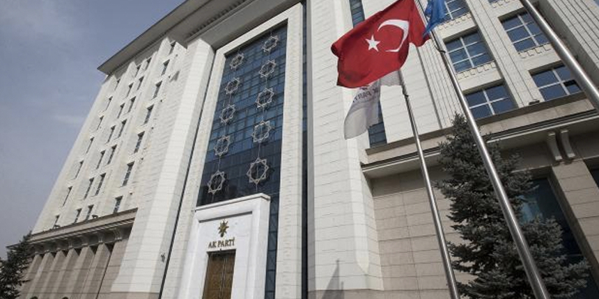 AK Parti, Kızılcahamam'da kampa giriyor