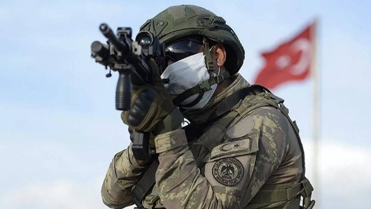 Teröristlerin kaçınılmaz sonu: Barış Pınarı bölgesine taciz ateşi açan 11 PKK'lı öldürüldü!