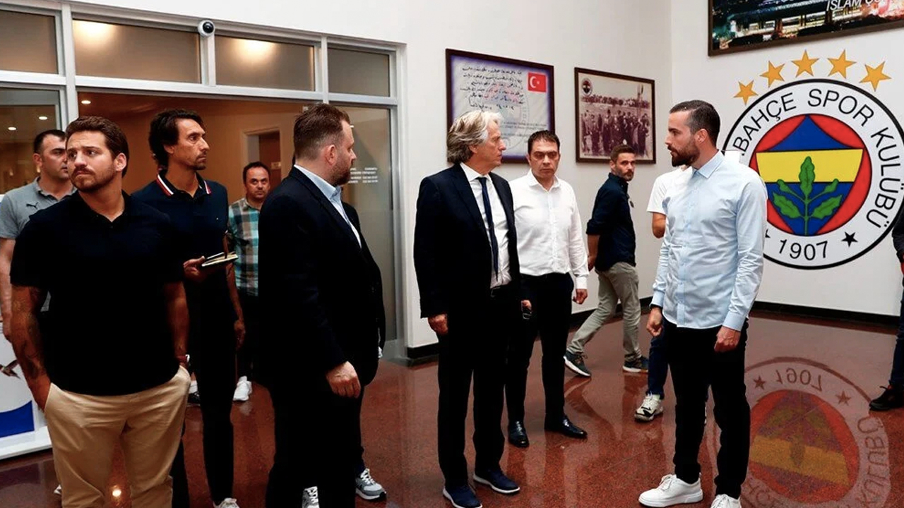 Jorge Jesus ilk kez Samandıra'da: Tesisleri gezerek personelle tanıştı