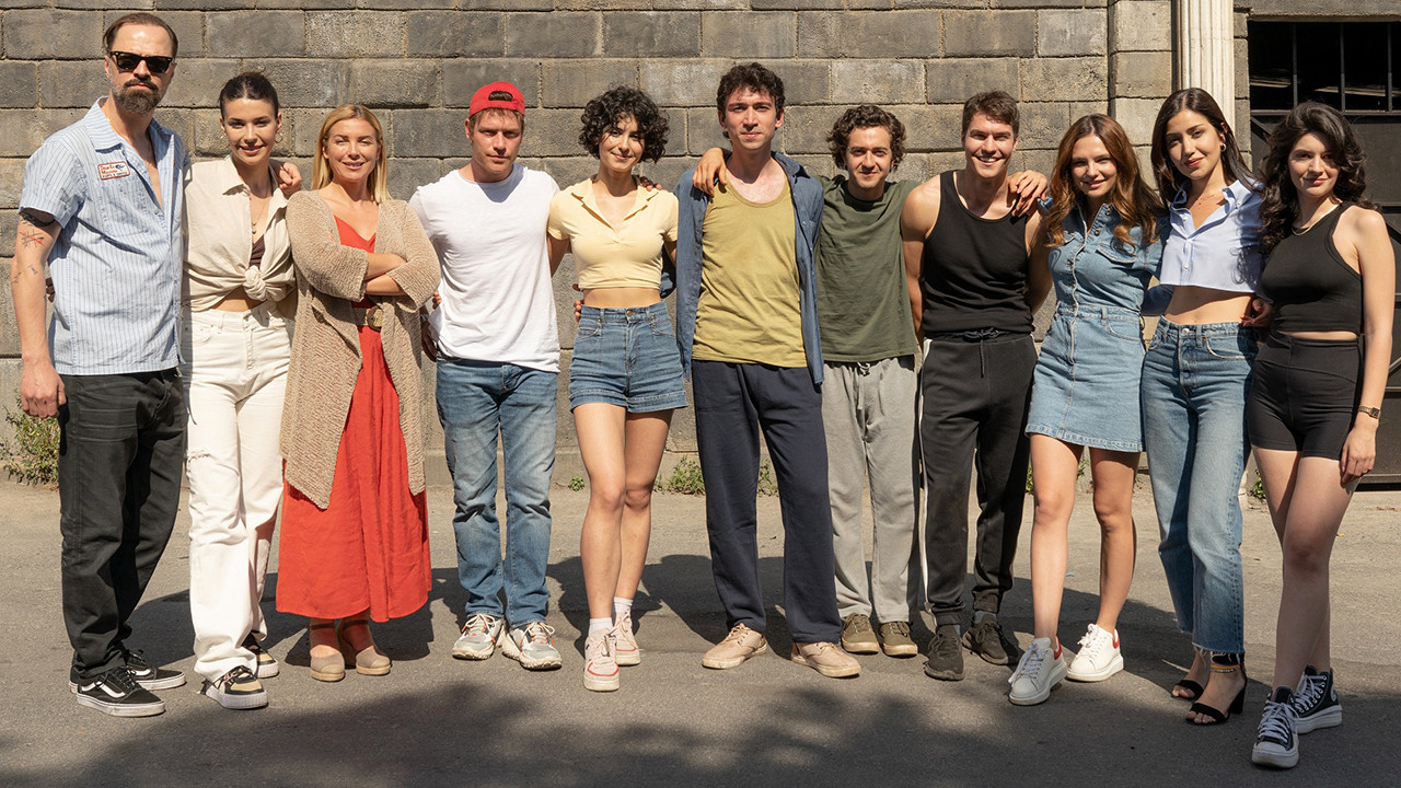 Show TV'nin yeni dizisi 'Gelsin Hayat Bildiği Gibi'nin çekimlerine başlandı