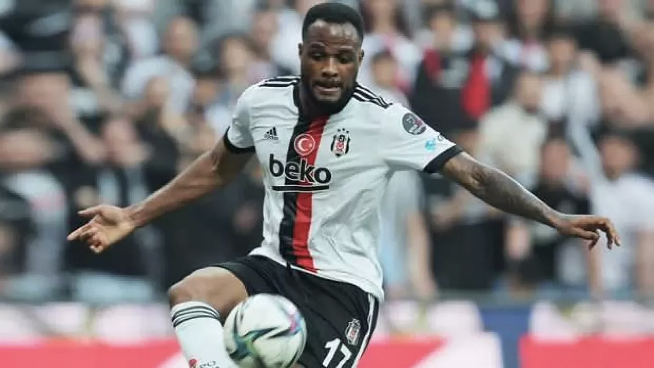 Cyle Larin son kararını verdi: Beşiktaş'tan ayrılıyor