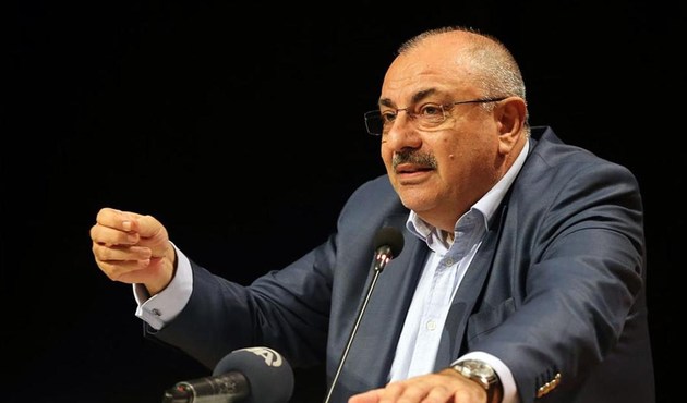 Türkeş:Halk kahramanı gibi takdimini doğru bulmuyorum...