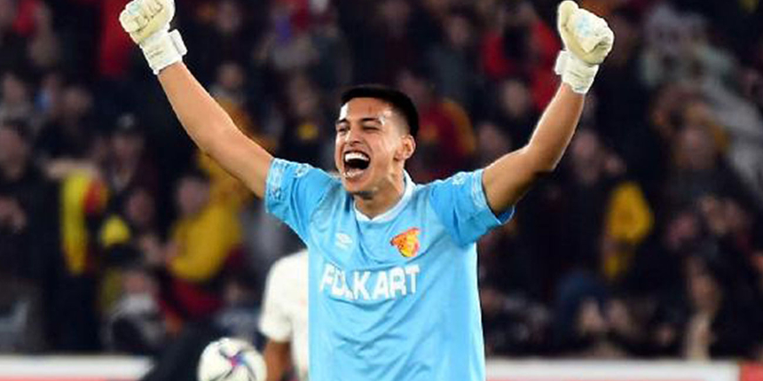 Galatasaray'la adı anılan Göztepeli file bekçisi İrfan Can Eğribayat'ın talipleri arttı