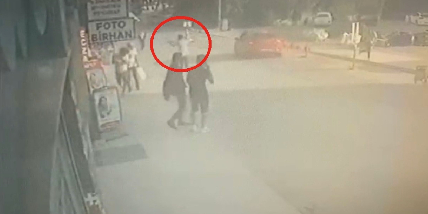 Pompalı tüfekle marketi kurşunladı! O anlar kamerada