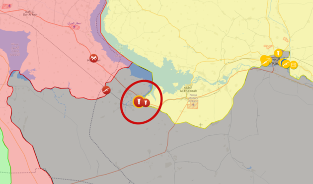 Suriye savaş uçakları Tabka'da YPG'li teröristlere ait 3 mevziyi vurdu!