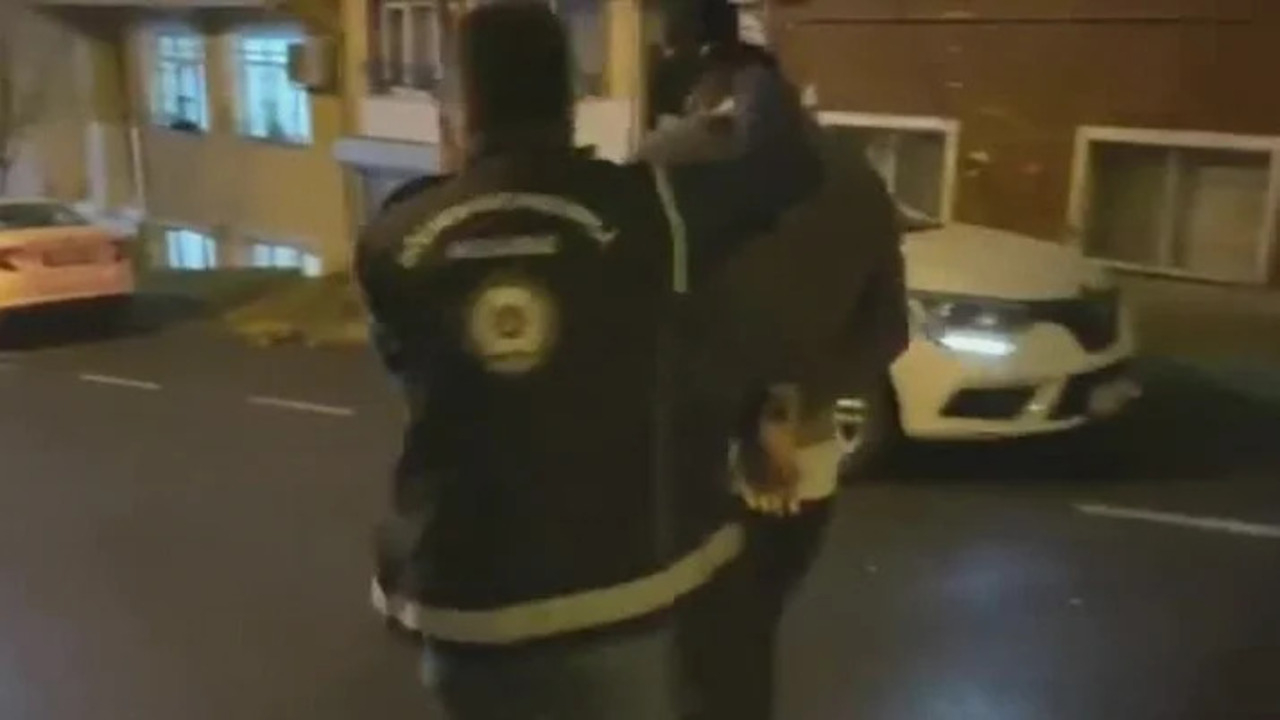 Kadınların uygunsuz görüntülerini çeken göçmenler yakalandı! 7 tutuklu, 17 sınır dışı