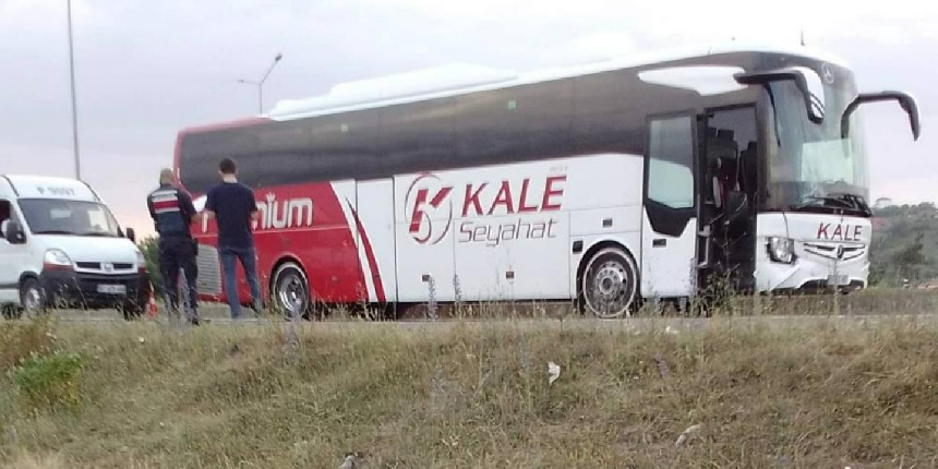 İşten çıkmış eve gidiyordu! Yolcu otobüsünün altında can verdi