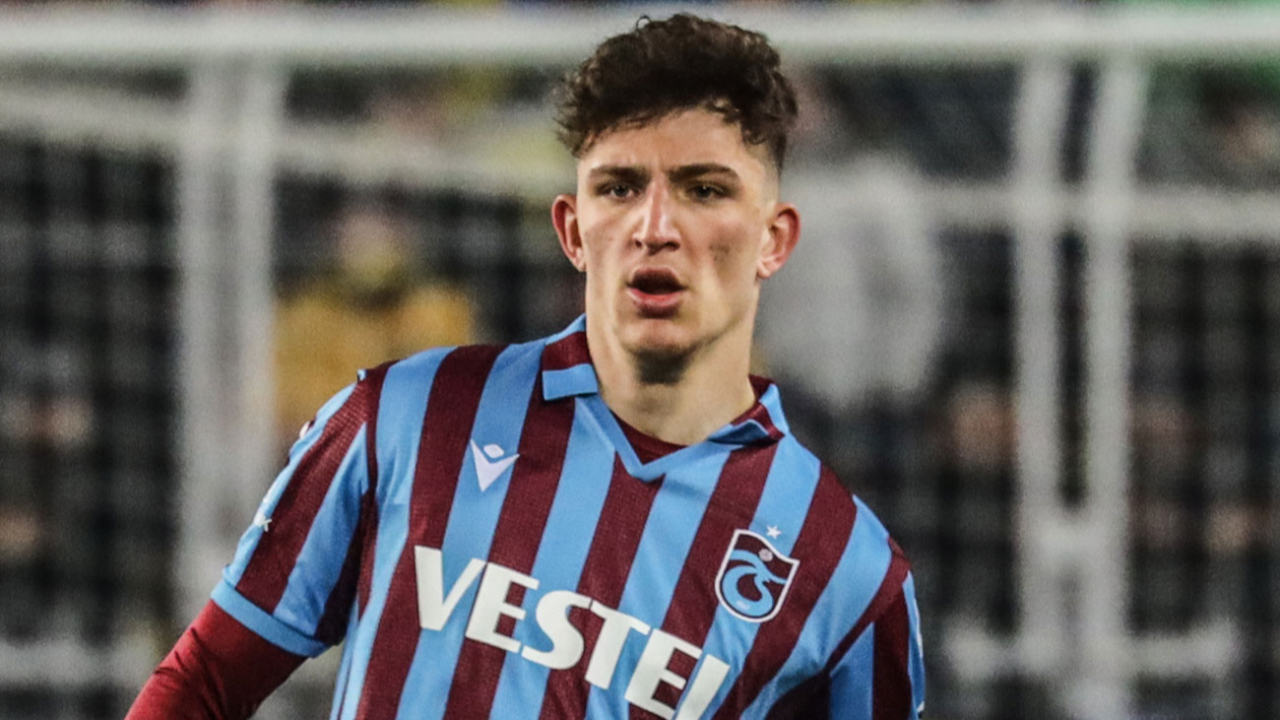 Trabzonspor'un 19 yaşındaki genç stoperi Ahmetcan Kaplan: Şampiyonlar Ligi'nde oynamak hayalim