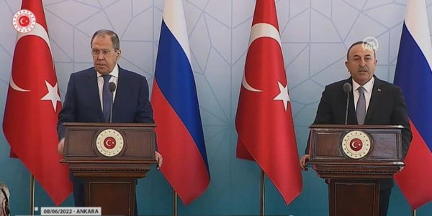 Karadeniz'de tahıl koridoru planı: Bakan Çavuşoğlu ve Lavrov'dan ortak açıklama! 'Soyun yok'