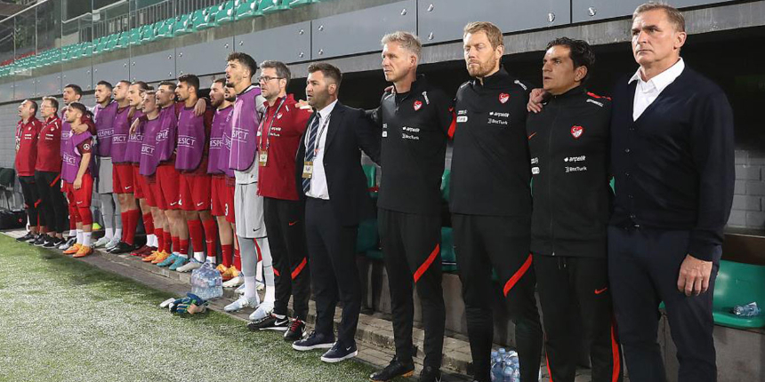 Stefan Kuntz, 6 gollü galibiyeti değerlendirdi:  Oyuncuların istekleri beni çok memnun etti