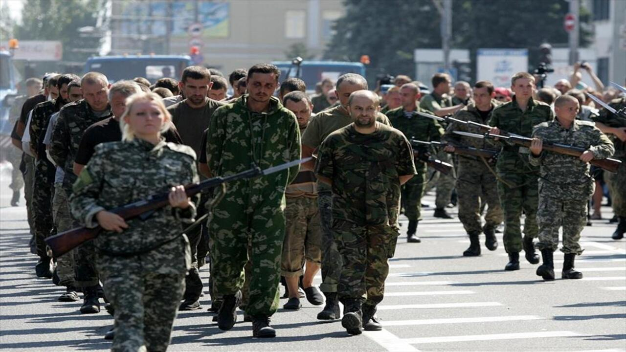 Rusya, esir askerleri yargılamaya başladı!