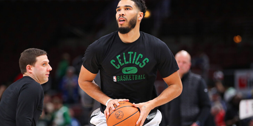 NBA final serisinde Boston Celtics, Golden State Warriors karşısında 2-1 öne geçti