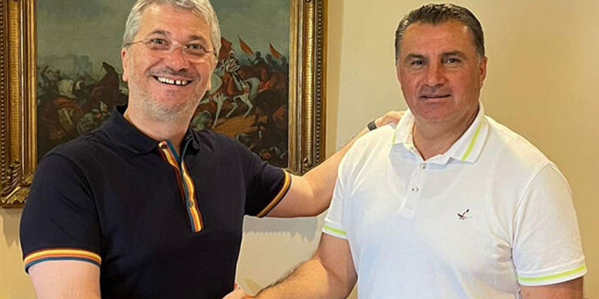 Adanaspor'u gelecek sezona Mustafa Kaplan hazırlayacak! 1 yıllık sözleşme imzaladı