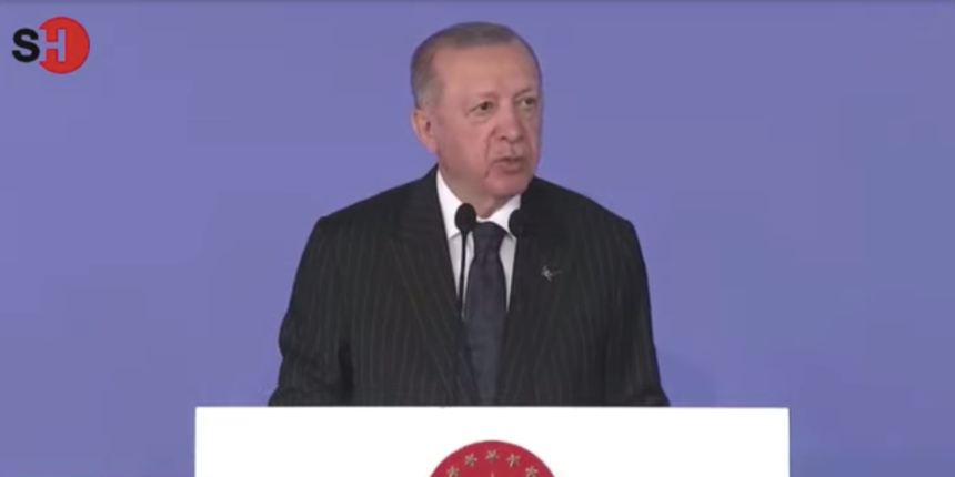 Cumhurbaşkanı Erdoğan: Yatırımını kendi ülkesine yapan ve halkına güvenen karlı çıkacaktır