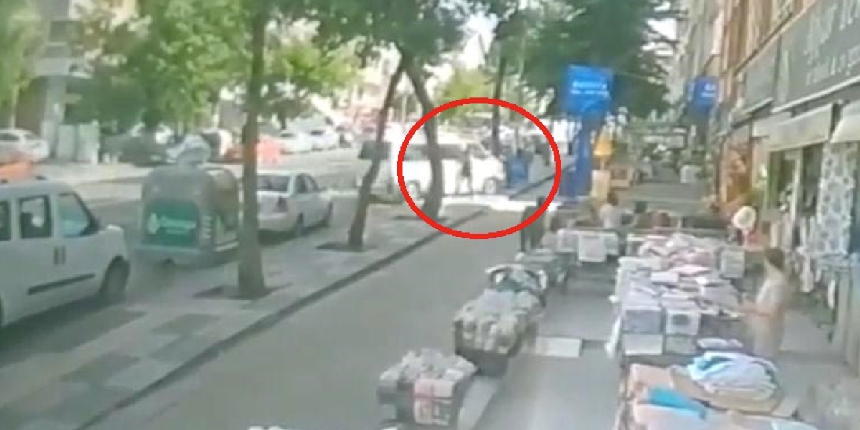 5 lise öğrencisine laf atıp, minibüsü üzerlerine sürdü