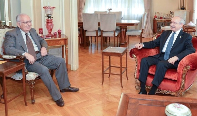 "Eski Türkiye'deki siyasetçiler Kılıçdaroğlu'na destek vermeli"