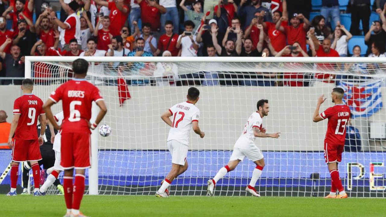 A Milli Futbol Takımı, Lüksemburg karşısında Hakan ve Serdar'la kazandı! 3 maçta 3 galibiyet