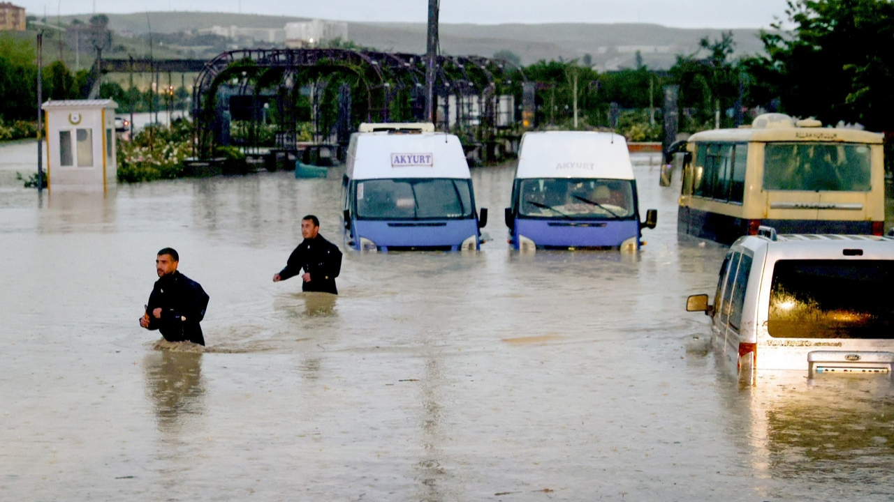 Türkiye'de sel felaketi: Pek çok il sağanağa teslim oldu! İşte yağışların bilançosu...