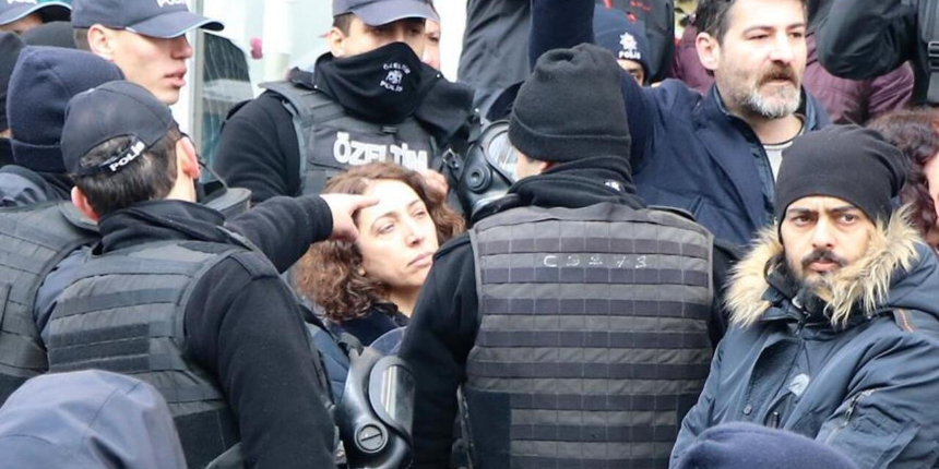 Valilik açıkladı: Polise yumruk atan milletvekili hakkında suç duyurusunda bulunuldu