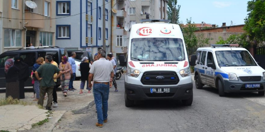 6 yaşındaki çocuk, oyun oynarken 4. katın balkonundan düştü!