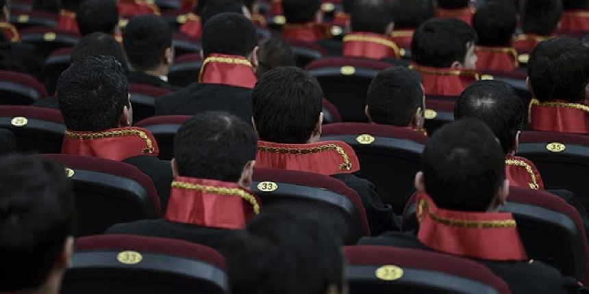 HSK'nın, hakim ve savcıların görevde yükselmelerine ilişkin kararları Resmi Gazete'de