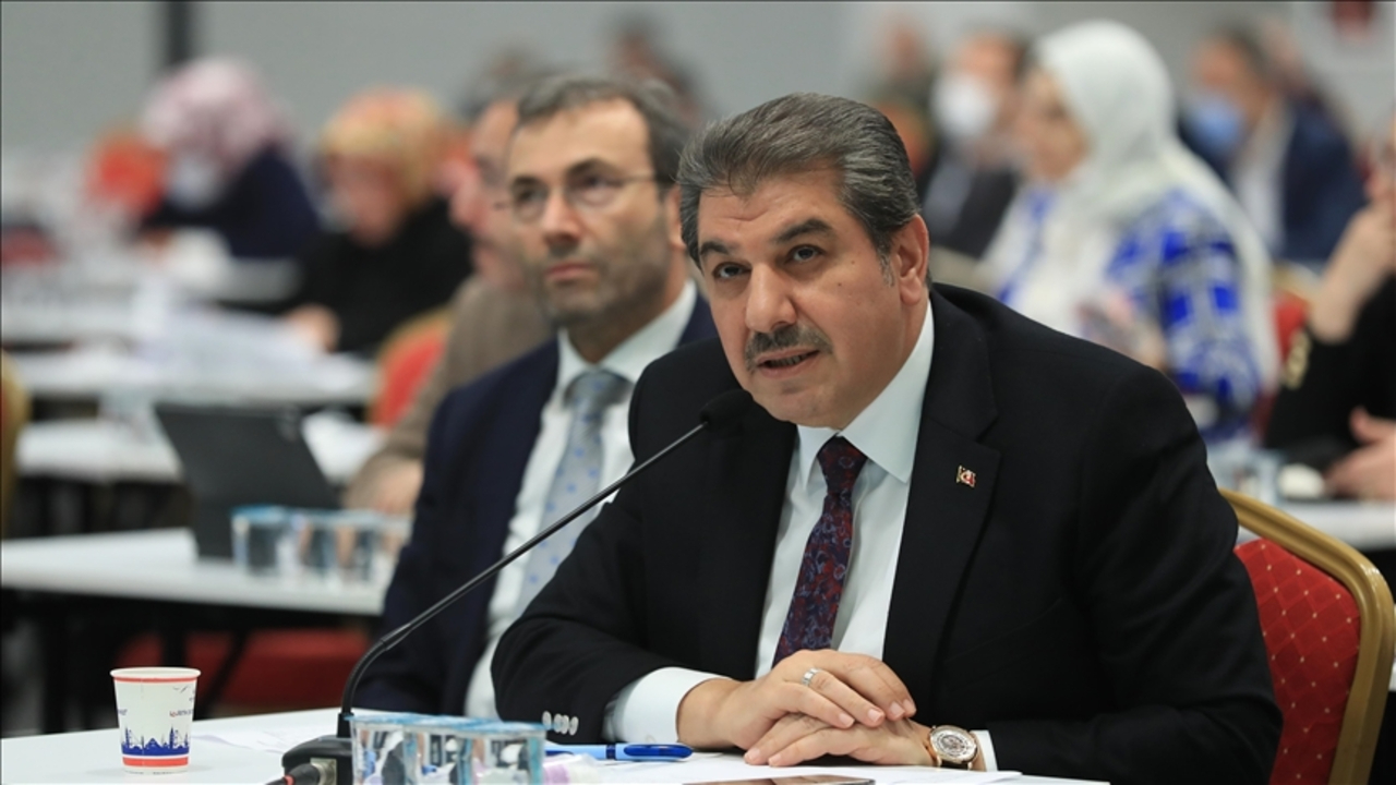 Tevfik Göksu'dan İBB'ye çağrı: 1000 minibüsü daha taksiye çevirin, destek vermeye hazırız