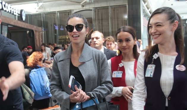 Adriana Lima'ya  Miami dönüşünde büyük şok