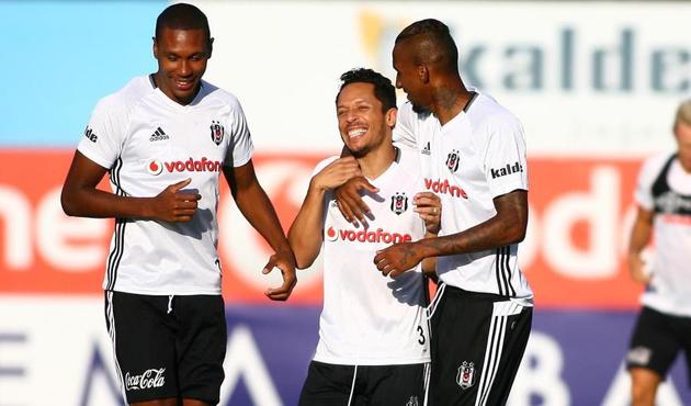 Lyon, Beşiktaşlı Marcelo'nun peşinde