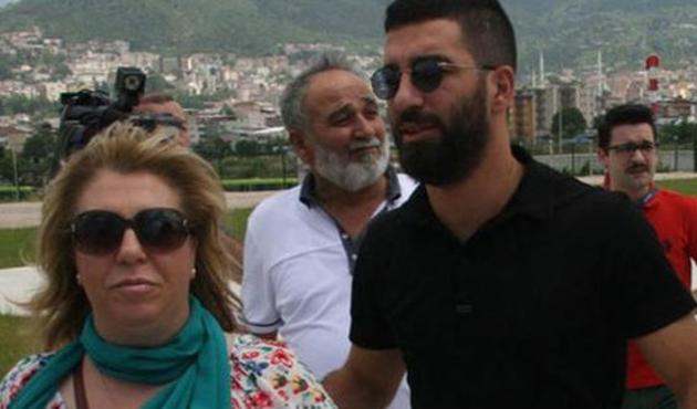 Arda Turan'ın annesi: Arda Milli takıma geri dönecek
