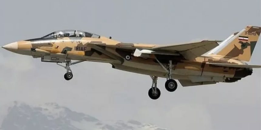 İran'da F-14 savaş uçağı düştü