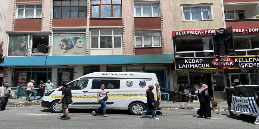Esenler'de facia: A101'de yangın çıktı! İçeride uyuyakalan işçi, hayatını kaybetti