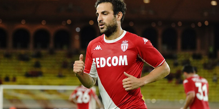 İspanyol futbolcu Cesc Fabregas, Ligue 1 ekiplerinden Monaco'dan ayrıldı