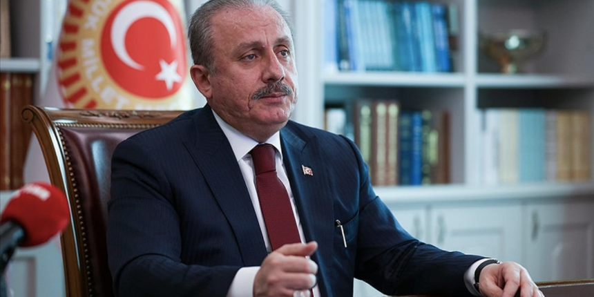 Mustafa Şentop'tan Yunanistan tepkisi: 'Piyon olarak kullanılıyor'