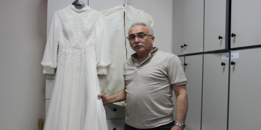 Otobüste unutulan eşyalar şaşırttı: Gelinlik bile var!
