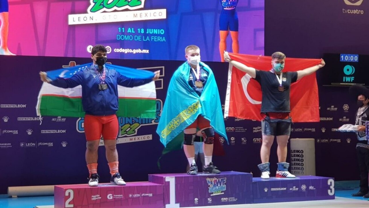 Yıldızlar Dünya Halter Şampiyonası'nda Sami Baki'den 2 bronz madalya