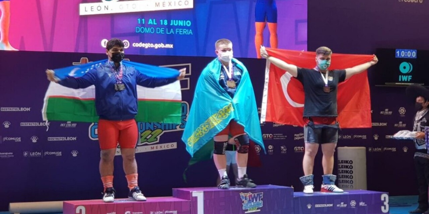 Yıldızlar Dünya Halter Şampiyonası'nda Sami Baki'den 2 bronz madalya