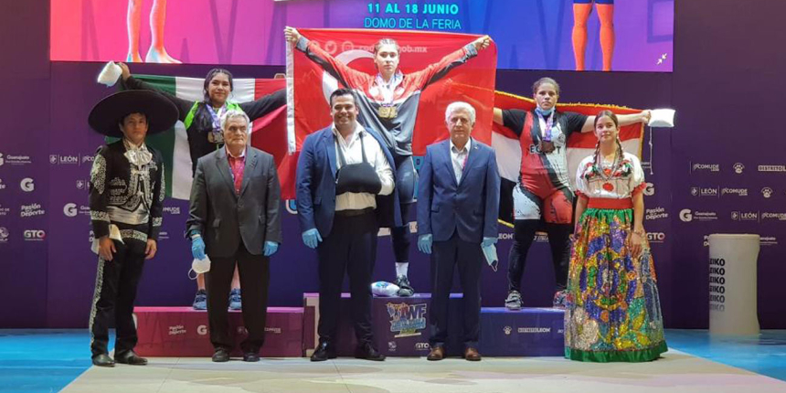 Milli sporcu Büşra Çan Kop, Yıldızlar Dünya Halter Şampiyonası'nda 2 altın 1 gümüş madalya aldı