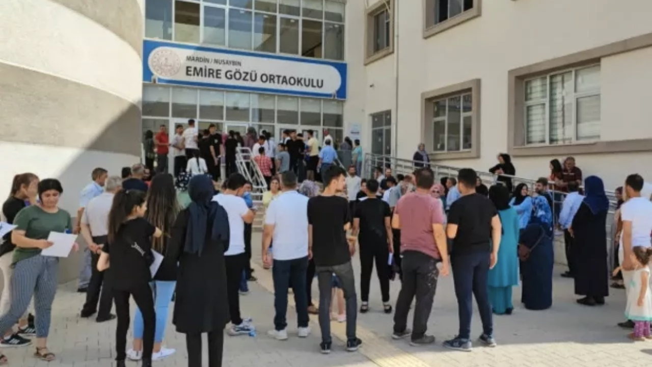 YKS'de ikinci gün heyecanı: AYT başlayacak!