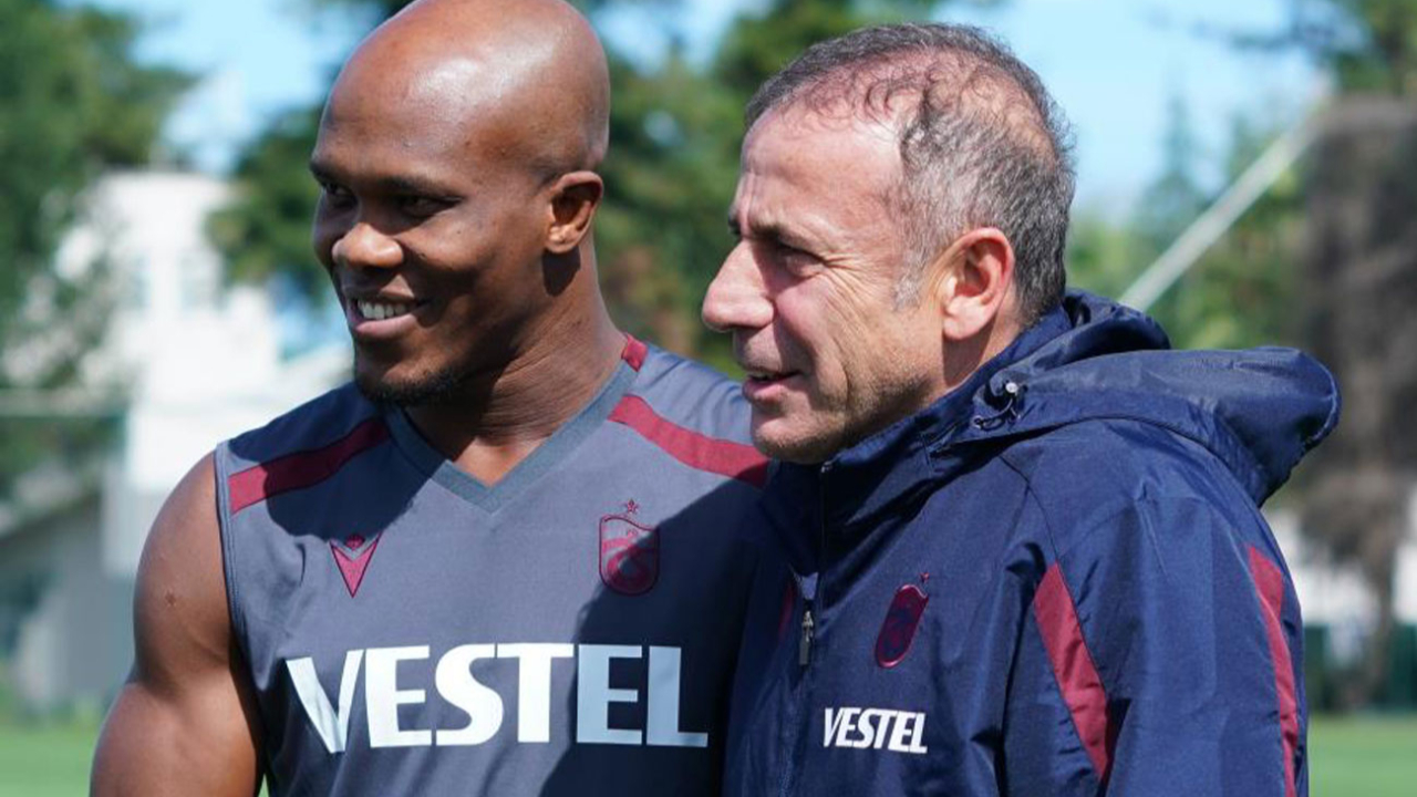 Trabzonspor'dan ayrılan Anthony Nwakaeme'nin Fenerbahçe'ye gideceği iddialarına menajerinden yanıt