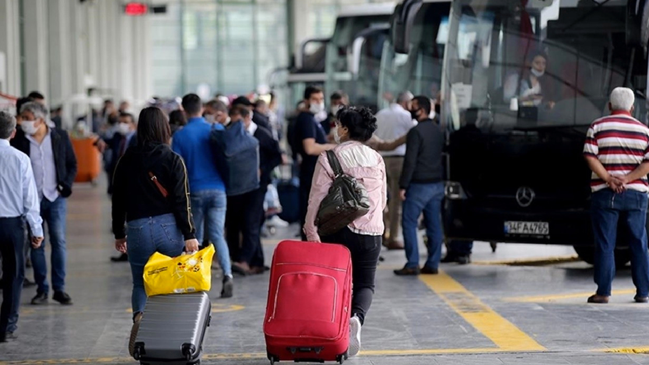 Kurban Bayramı'nda yola çıkacaklar dikkat! Otobüs biletleri yüzde 65 arttı