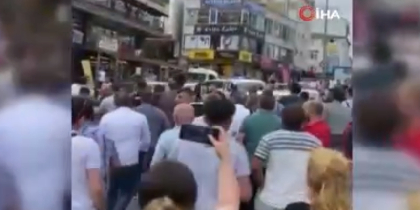 Çekmeköy'de erkek çocuğa taciz iddiası! Mahalleli taciz şüphelisini linç ediyordu