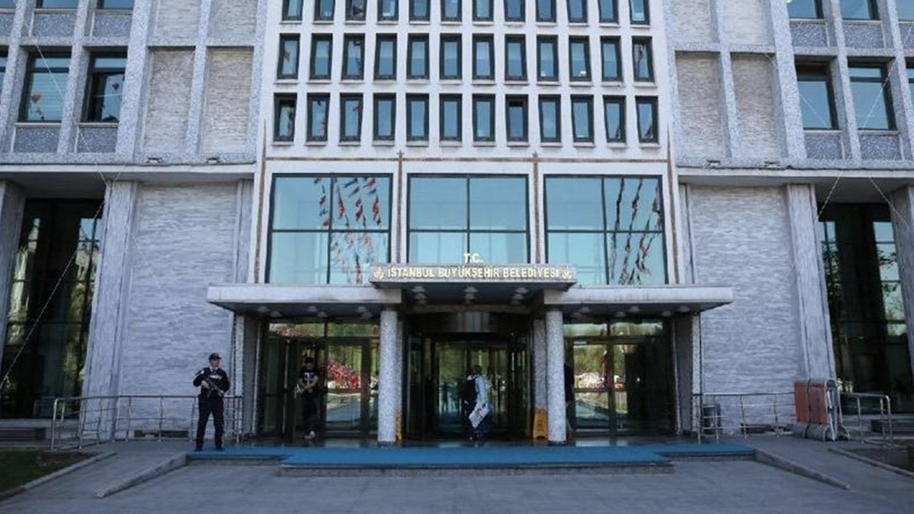 İBB yönetimi 'kurban eti poşeti' için 550 bin lira ödeyecek!